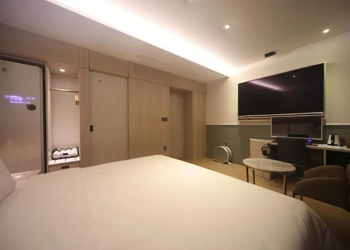 H Avenue Minam Hotel Pusan