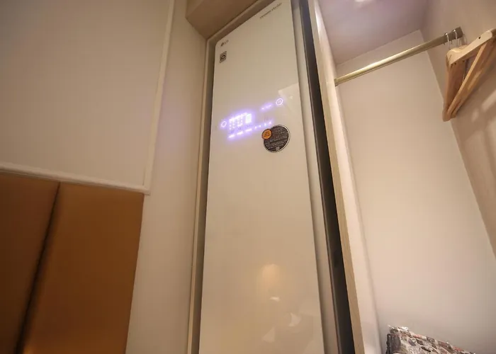 에이치 에비뉴 미남역점 호텔 *