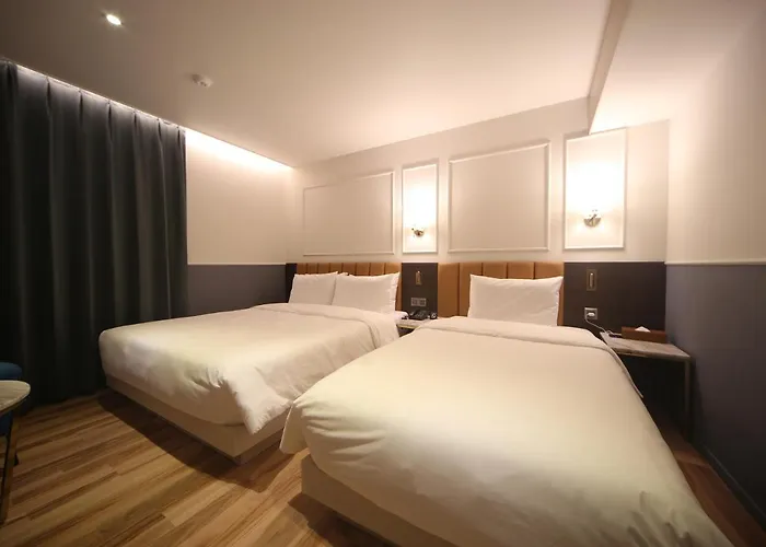 에이치 에비뉴 미남역점 호텔