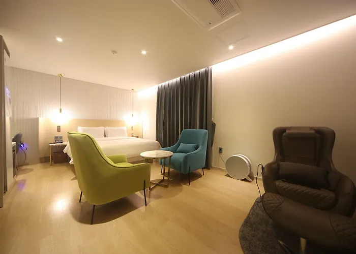 Hotel H Avenue Minam Pusan